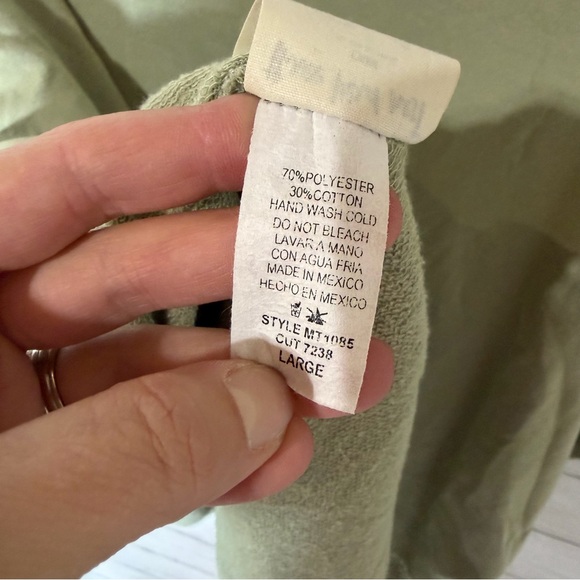 Three Bird Nest Sage Green Oversized V Neck French Terry Top Casual Boho Large - Picture 6 of 6